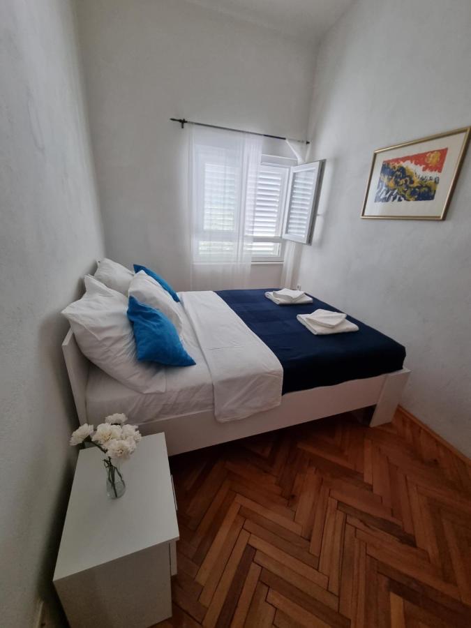 Apartman Gabrijel Podgora Esterno foto