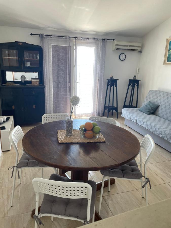 Apartman Gabrijel Podgora Esterno foto